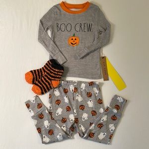BRAND NEW Rae Dunn “BOO CREW” Kids’ Halloween Pajamas (2T)